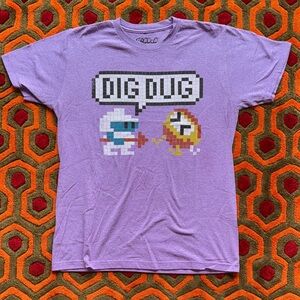 MAKE OFFER! Dig Dug Arcade Game Atari Purple Graphic Tee t-shirt Men's Med.